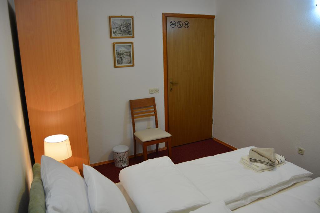 Hostel Denal ซาราเยโว ห้อง รูปภาพ
