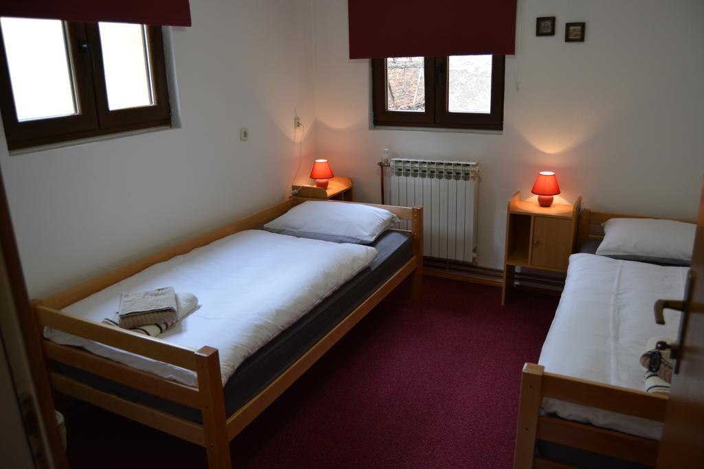 Hostel Denal ซาราเยโว ห้อง รูปภาพ