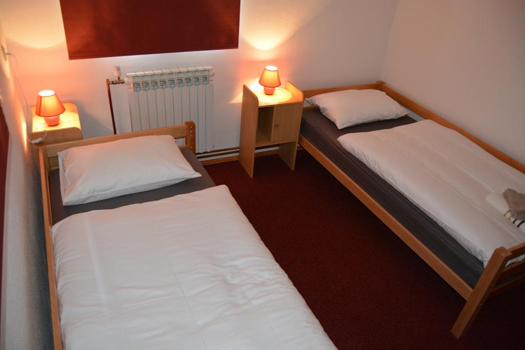 Hostel Denal ซาราเยโว ห้อง รูปภาพ