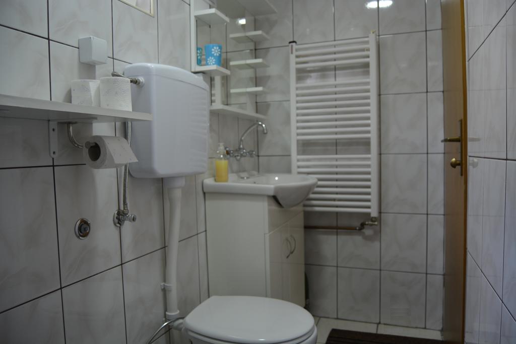 Hostel Denal ซาราเยโว ภายนอก รูปภาพ