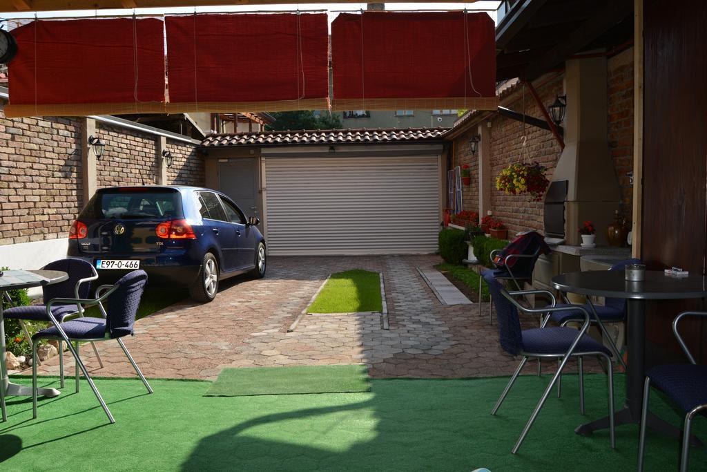 Hostel Denal ซาราเยโว ภายนอก รูปภาพ