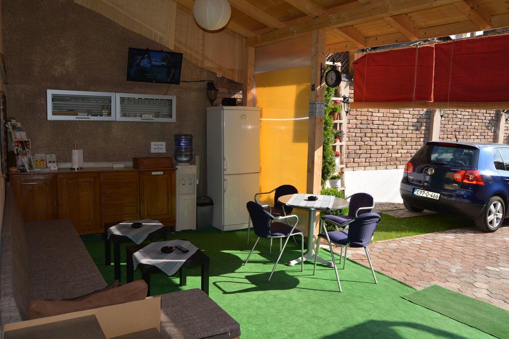 Hostel Denal ซาราเยโว ภายนอก รูปภาพ