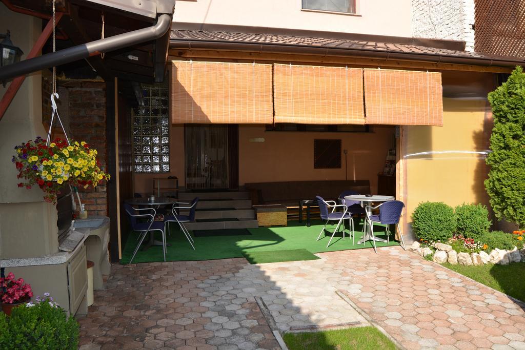 Hostel Denal ซาราเยโว ภายนอก รูปภาพ